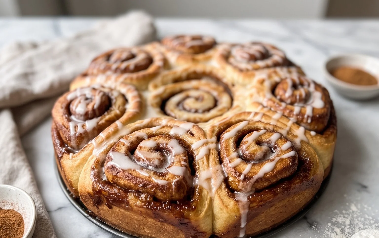 Zimtschneckenkuchen: Saftig & einfach backen
